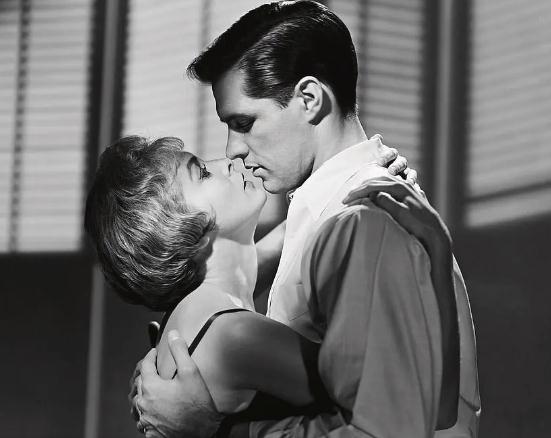 豆瓣5部评分9.0以上的恐怖电影,2022暑假都安排起来 豆瓣5部评分9.0以上的恐怖电影,2022暑假都安排起来