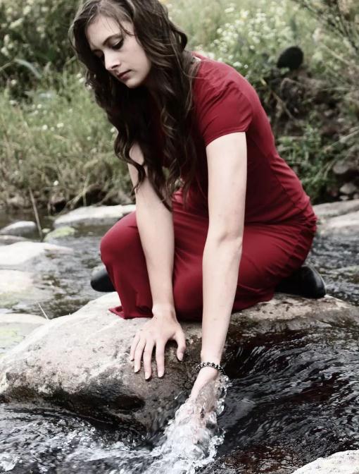 全程就一个啊的纯音乐叫什么,演唱者是谁 全程就一个啊的纯音乐叫什么,演唱者是谁