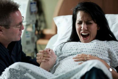 产妇顺产分娩过程图片妈妈在医院分娩图片国外妈咪分娩过程图片国外