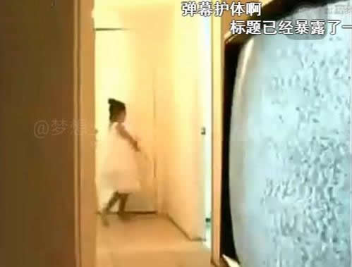 重庆最美女孩样貌曝光(视频画面揭晓原来是整蛊) 重庆最美女孩样貌曝光(视频画面揭晓原来是整蛊)