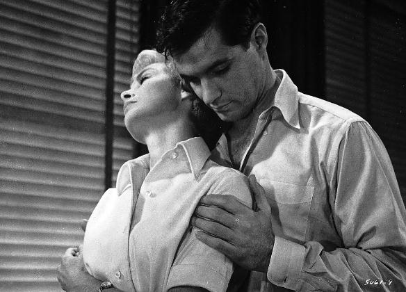 公认全世界最恐怖的5部电影(主张别一个人看)