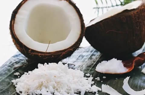 为什么专家不建议吃椰子油 适当吃有益不宜长期大量食用