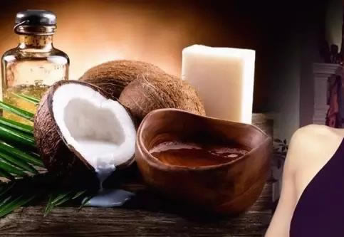 为什么专家不建议吃椰子油 适当吃有益不宜长期大量食用