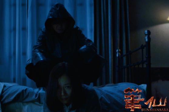 经典好看的鬼片8部 闪灵是难以超越的经典，山村老尸更吓人