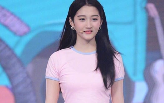 关晓彤满族原名叫什么 关晓彤个人资料及演艺经历 关晓彤满族原名叫什么 关晓彤个人资料及演艺经历