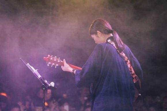 撕心裂肺十大催泪情歌 2022最伤感的歌曲哭到崩溃