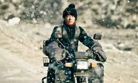 王宝强演的骑摩托车开枪的是什么电影