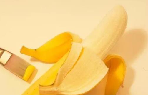 香蕉为什么不能放到冰箱里储存 10种食物不宜放冰箱 香蕉为什么不能放到冰箱里储存 10种食物不宜放冰箱