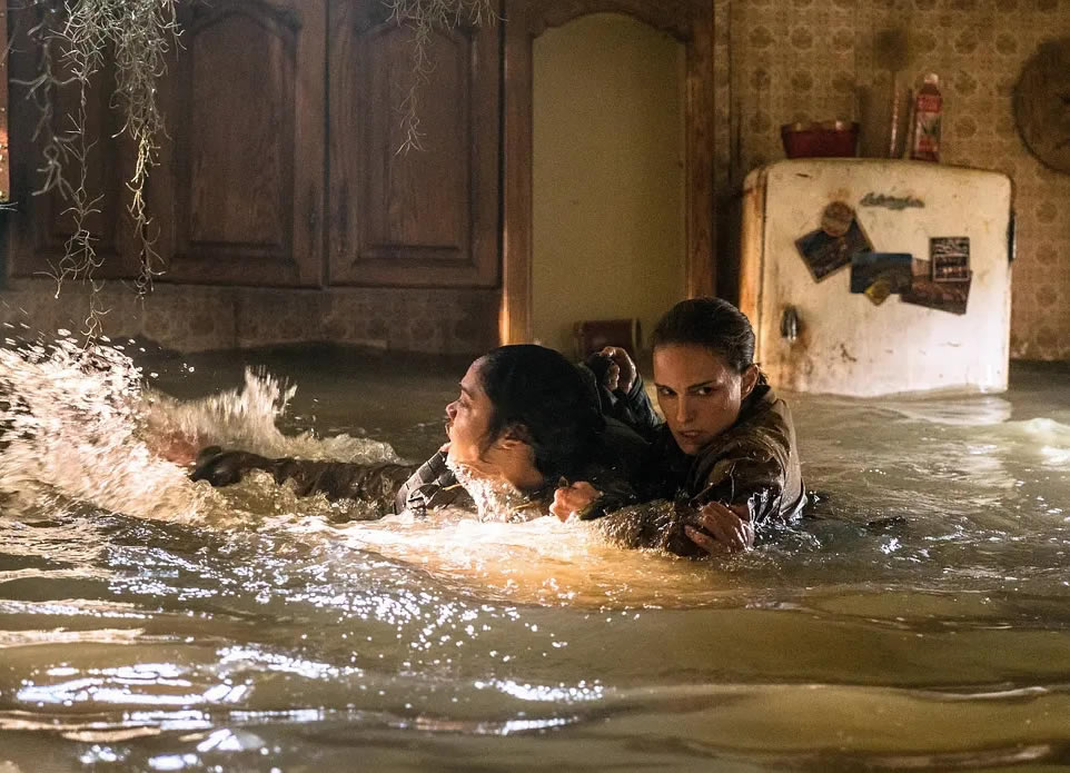 有哪些爆炸好看的科幻电影?酷爽劲爆8部科幻电影推荐 有哪些爆炸好看的科幻电影?酷爽劲爆8部科幻电影推荐