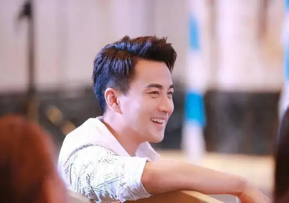 刘恺威个人简历资料多大了 真实身高有1.78米吗