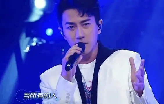 刘恺威个人简历资料多大了 真实身高有1.78米吗