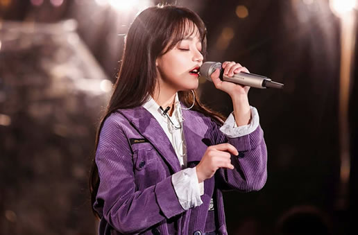 黄霄云个人简介 如何走红的及家境怎么样