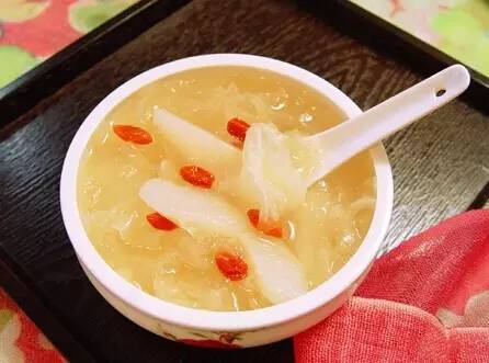 一女子长期吃煮苹果 4个身体变化令人意想不到 一女子长期吃煮苹果 4个身体变化令人意想不到