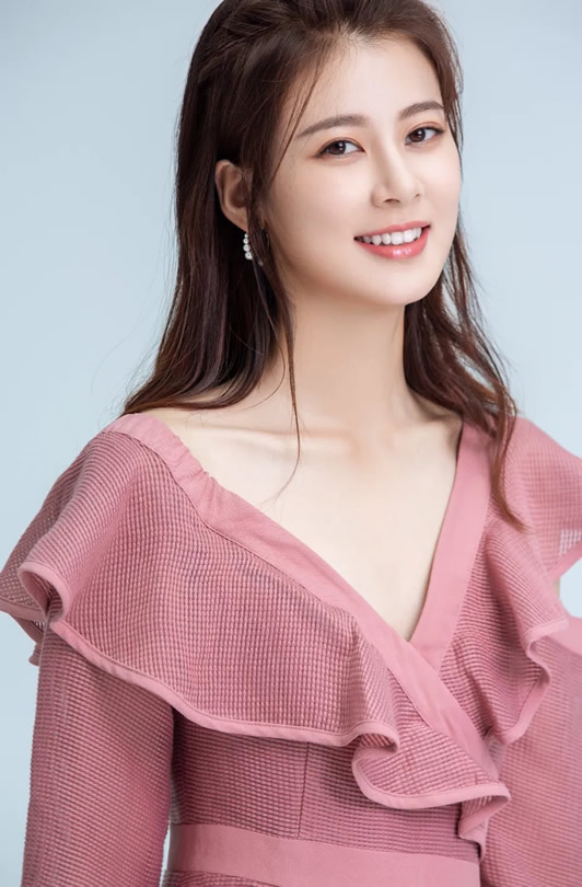 赵昭仪富二代吗 赵昭仪个人资料背景及男朋友是谁 赵昭仪富二代吗 赵昭仪个人资料背景及男朋友是谁