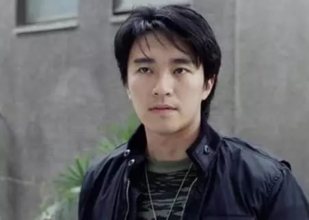 周星驰为什么和朱茵分手了 周星驰喜欢朱茵吗? 周星驰为什么和朱茵分手了 周星驰喜欢朱茵吗?