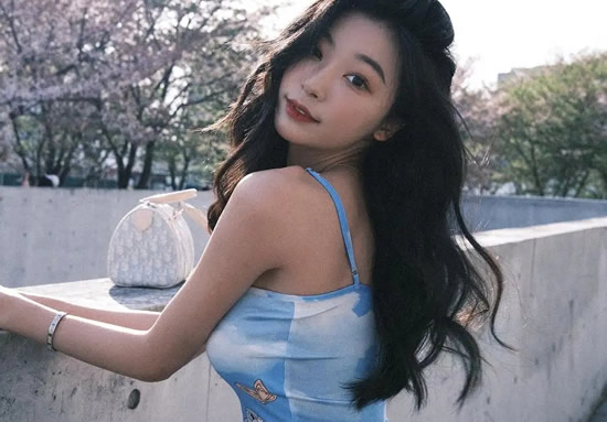 易梦玲是什么梗？