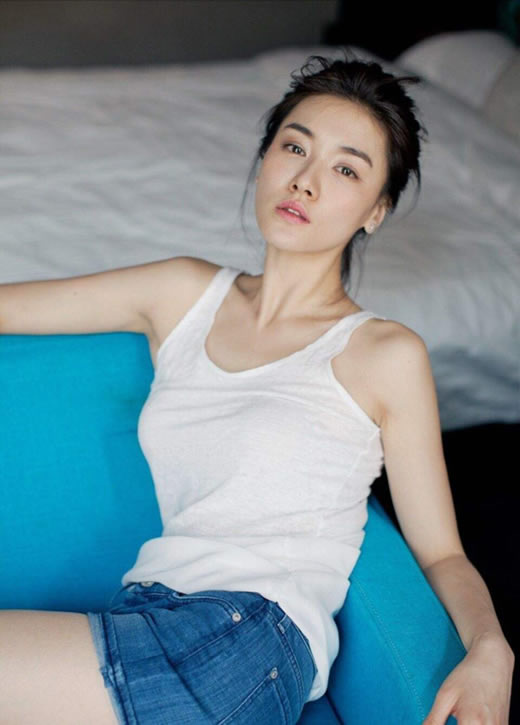 邢宇菲和侯勇什么关系(附邢宇菲的图片写真照片)