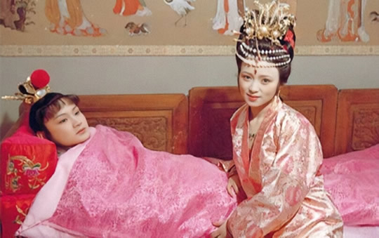 贾宝玉和秦可卿发生过关系吗(只在梦中发生过) 贾宝玉和秦可卿发生过关系吗(只在梦中发生过)