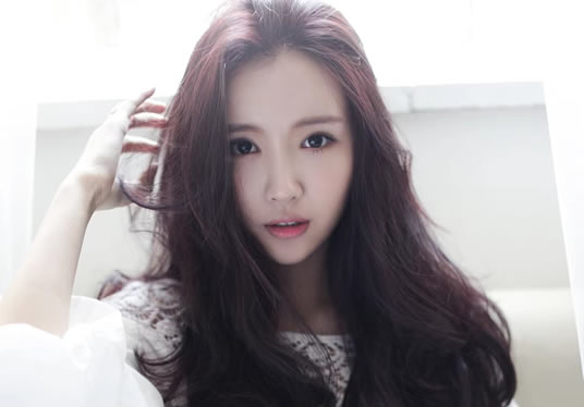 歌曲《吟》刘美麟歌词及表达了什么