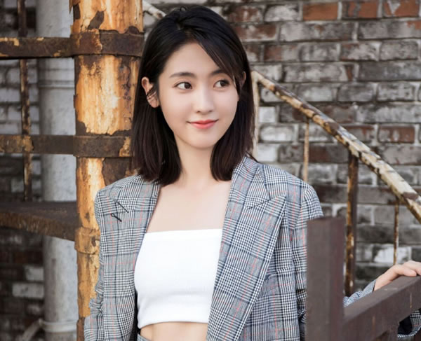 邢菲多高个人资料及电视剧 邢菲写真图片逼真美照 邢菲多高个人资料及电视剧 邢菲写真图片逼真美照