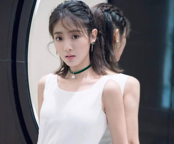 邢菲多高个人资料及电视剧 邢菲写真图片逼真美照 邢菲多高个人资料及电视剧 邢菲写真图片逼真美照