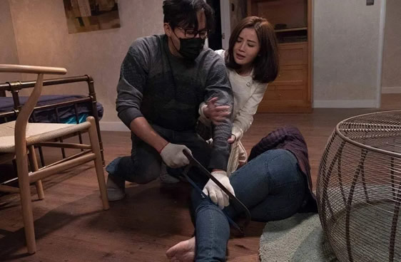 推荐10部适合情侣看的恐怖片