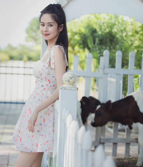 颖儿是谁个人资料 颖儿的身高三围写真图片