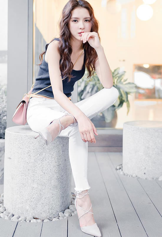 张予曦是混血儿吗 张予曦写真美照(身高三围) 张予曦是混血儿吗 张予曦写真美照(身高三围)