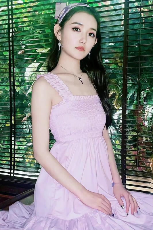 蒋依依多高个人资料简介 蒋依依经历及写真图片 蒋依依多高个人资料简介 蒋依依经历及写真图片