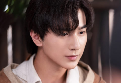 李宏毅和成毅好像 李宏毅个人资料简介身高