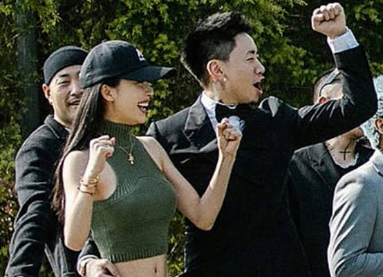 易梦玲马思唯分手了吗