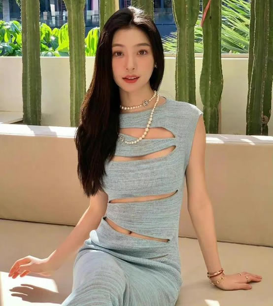 易梦玲为何被称为纯欲天花板(易梦玲图片集)