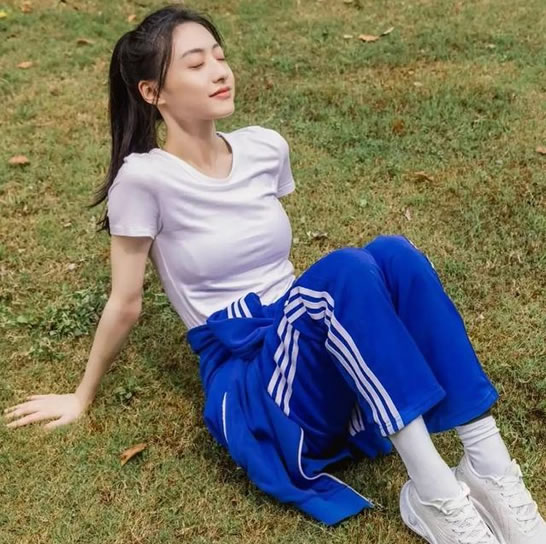 胡连馨身高多少