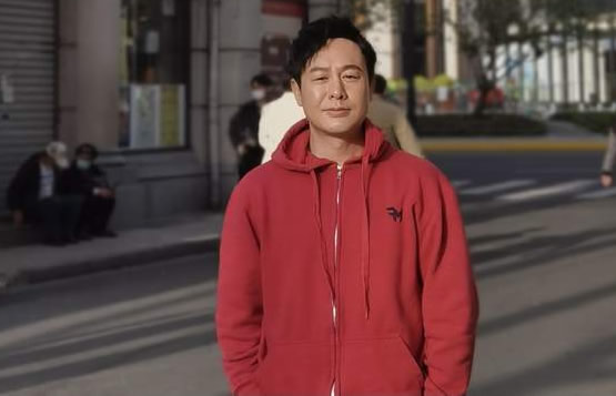 张颂文是哪个学校老师