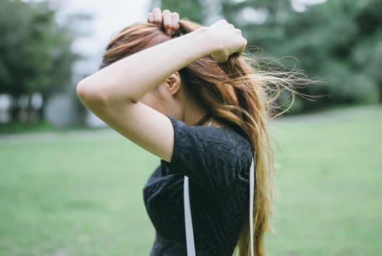 已婚女人愿意和你出轨的表现(女人暗示的信号) 已婚女人愿意和你出轨的表现(女人暗示的信号)