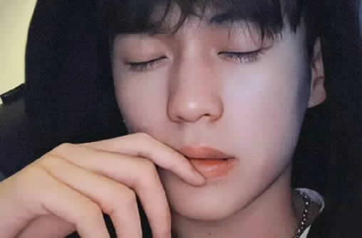 余庆伟个人资料简介 余庆伟的文案及为什么被封