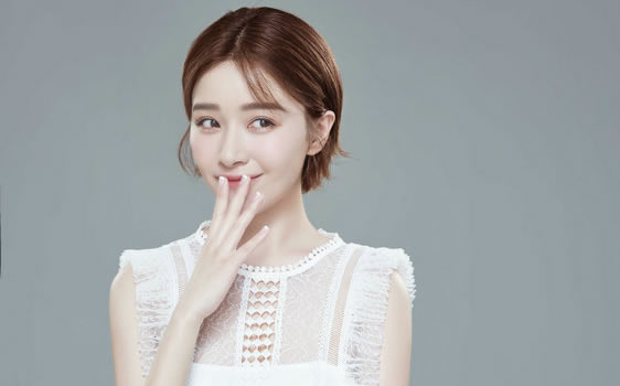 阚清子男朋友是谁是谢彬彬吗？