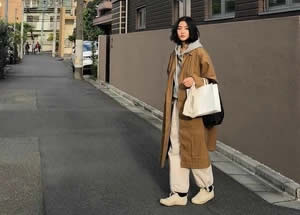 2023春季长外套和平底鞋的时髦穿搭 2023春季长外套和平底鞋的时髦穿搭