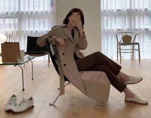 2023春季长外套和平底鞋的时髦穿搭 2023春季长外套和平底鞋的时髦穿搭