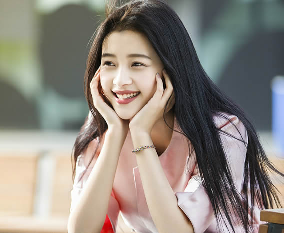 李沁和孙怡是双胞胎吗(对比图片) 李沁和孙怡是双胞胎吗(对比图片)