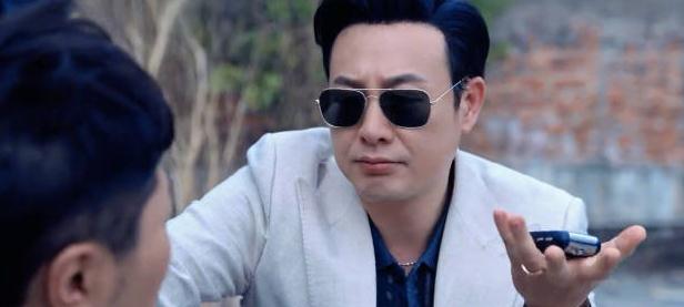 演员张颂文现状2023 低调现身菜市场被偷拍画面 演员张颂文现状2023 低调现身菜市场被偷拍画面