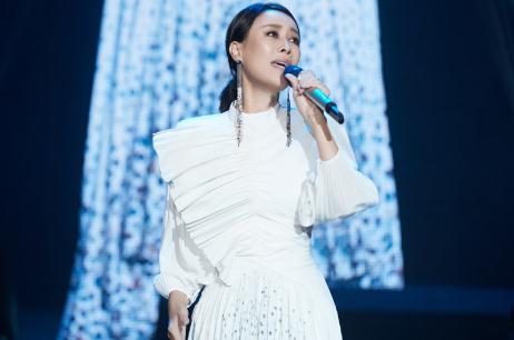 那英最近挺火一首歌叫啥