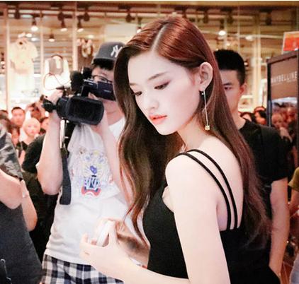 林允冯绍峰人鱼恋缘尽 get爱情桃花妆让你桃花运旺旺旺