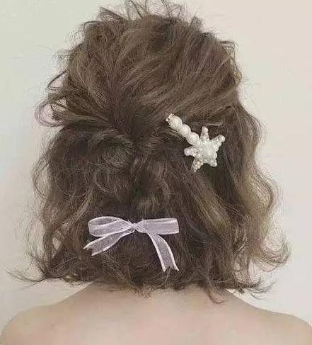 短发怎么扎简单可爱