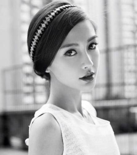 Angelababy顺产生下男孩 Angelababy百变发型也辣么美腻