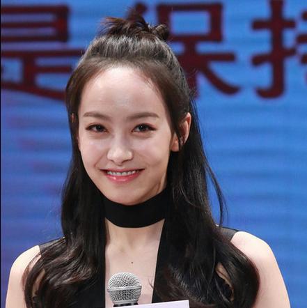 今年过年学女星同款藕节辫 时髦吉利更讨好彩头