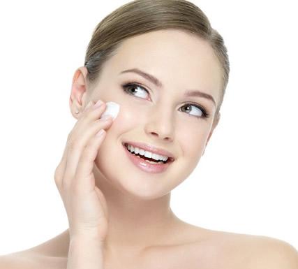 用白醋洗脸后还可以用护肤品吗