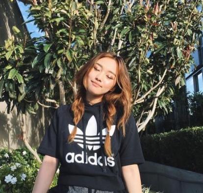 头发油不想洗怎么办？美裔韩妞示范4种最潮变发术