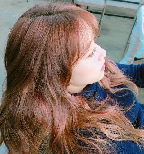 头发染哪种颜色好看 头发染哪种颜色好看