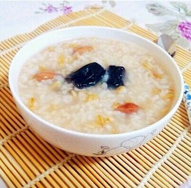 晚上喝粥能减肥吗 晚上喝粥能减肥吗